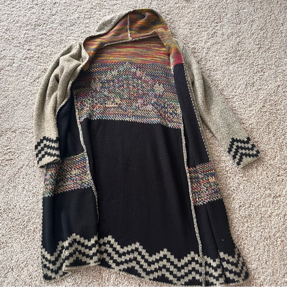 Gray Hooded Cardigan with Multicolor Accents - Picture 6 of 9